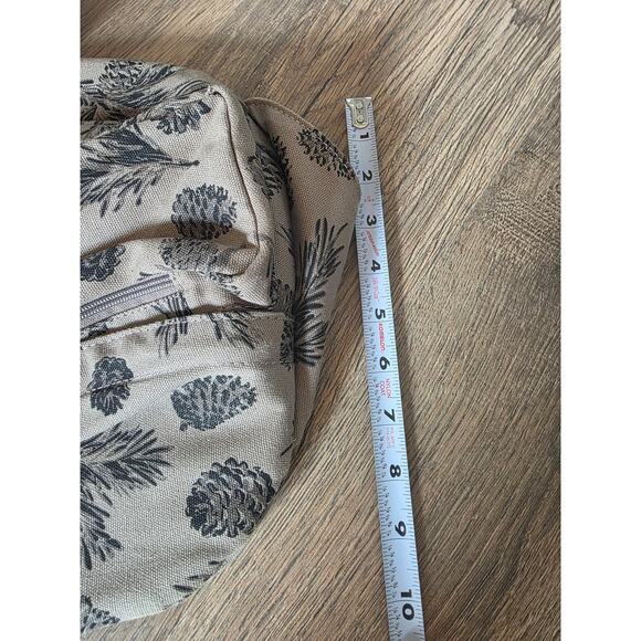 KAVU Brown Fall Pinecone Novelty Canvas Sling Bag Backpack Rope Travel - Picture 9 of 9